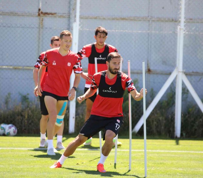 Sivasspor’da Süper Kupa Mesaisi