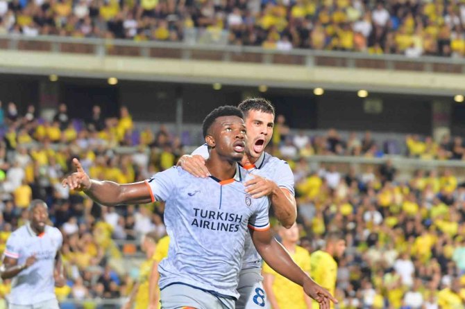 Uefa Avrupa Konferans Ligi: Maccabi Netanya: 0 - Medipol Başakşehir: 1 (İ̇lk Yarı)