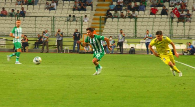 Uefa Konferans Ligi: Konyaspor: 2 - Bate Borisov: 0 (İ̇lk Yarı)