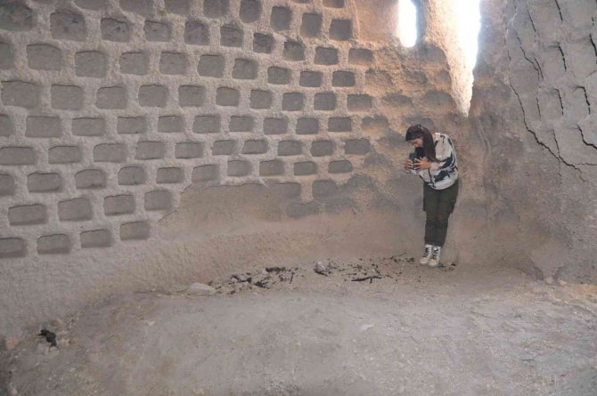 Ani’nin Gizemli Yüzü “Güvercinlikler”, Görenleri Hayran Bırakıyor