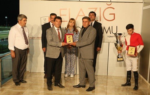 Mustafa Ergin Koşusu’nu, Oğlum Kayra Kazandı