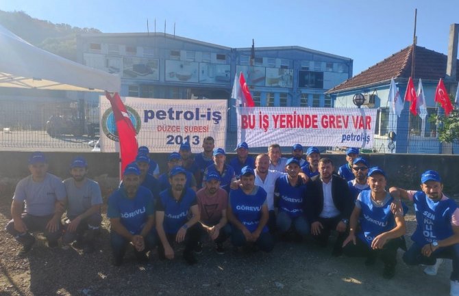 Toplu İş Görüşmelerinde Anlaşamayınca 19 İşçi Greve Başladı