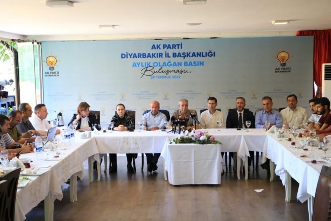 Ak Parti Milletvekili Eker: “Gazetecilerin Konut Sahibi Olması İçin Süreci Hızlandıracağız”
