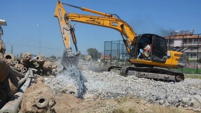 Köşk Belediyesi Atık Betonları Geri Dönüşüme Kazandırıyor