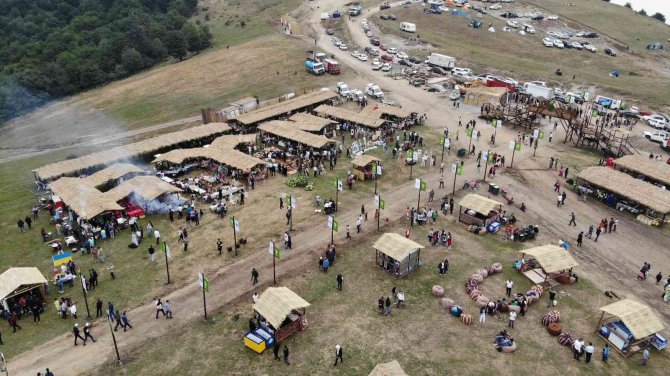 Azerbaycan’da “Milli Yayla Festivali” Başladı