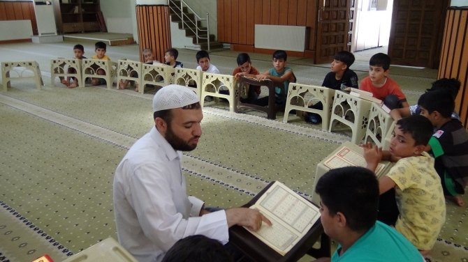 Batman’da Kur’an Kursunda Havuz Keyfi