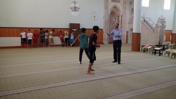 Batman’da Kur’an Kursunda Havuz Keyfi