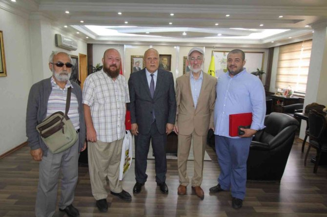 Başkan Pekmezci’den Hattatlara Teşekkür