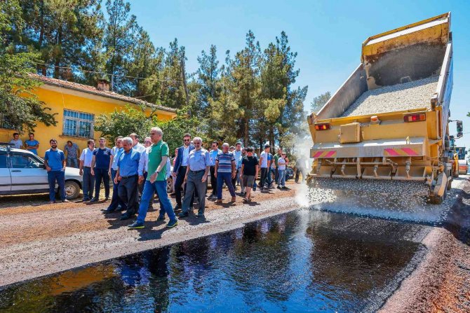 Denizli’de Asfalt Seferberliği Sürüyor