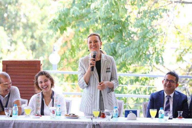 Rektör Hotar, Deü Rektörlüğüne Yeniden Atandı