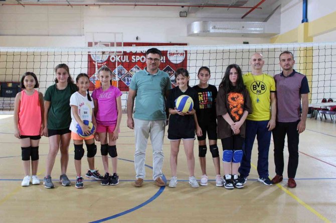 Düzce’de 10 Bin Çocuk Spor Yapıyor