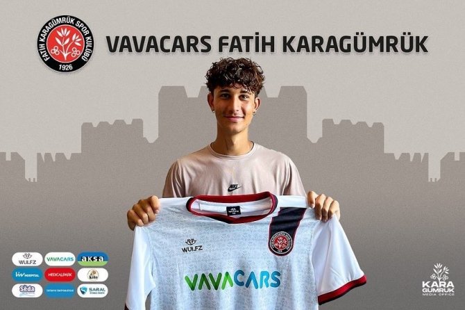 Fatih Karagümrük’e Fenerbahçe’den Sağ Bek