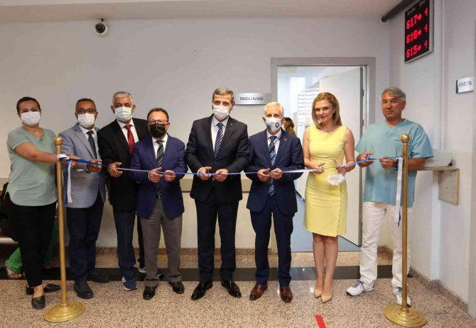 Gazi Üniversitesi Diş Hekimliği Fakültesi Engelli Kliniği Açıldı