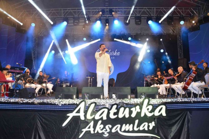 Gediz’de “Alaturka Akşamlar” Rüzgarı