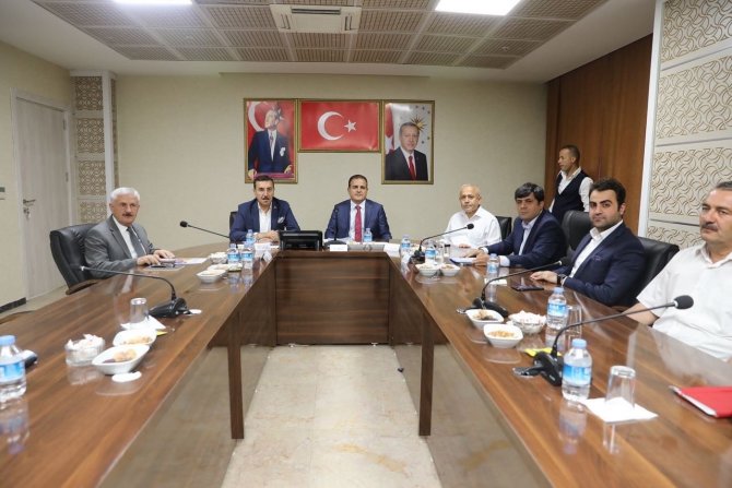 Ak Parti’li Tüfenkci’den Hakkari’ye Ziyaret