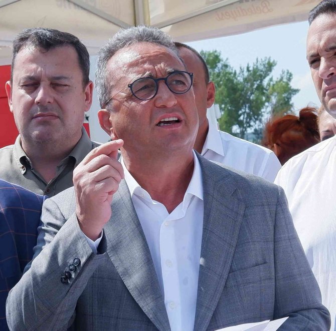 Chp Heyeti, Gurbetçilerin Sorunlarını Dinleyip, Projelerini Açıkladı