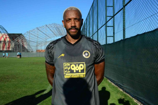 Manuel Fernandes: "Beşiktaş Benim Kalbim Gibi, Hayatım Gibi"