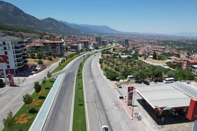Denizli - Antalya Karayolunda Çalışmalar Devam Ediyor