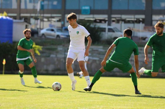 Kocaelispor’da Gençler Kader Maçlarına Çıktı
