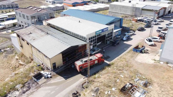 Konya’da Silah Fabrikasında Yangın