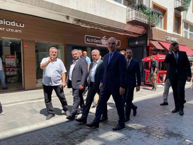 Kültür Ve Turizm Bakanı Mehmet Nuri Ersoy Üsküdar’da Esnaf Ziyareti Gerçekleştirdi