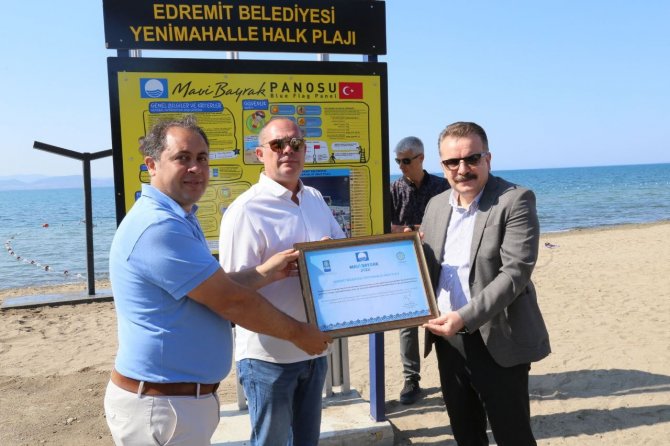 Akçay Yeni Mahalle Plajı’na Mavi Bayrak