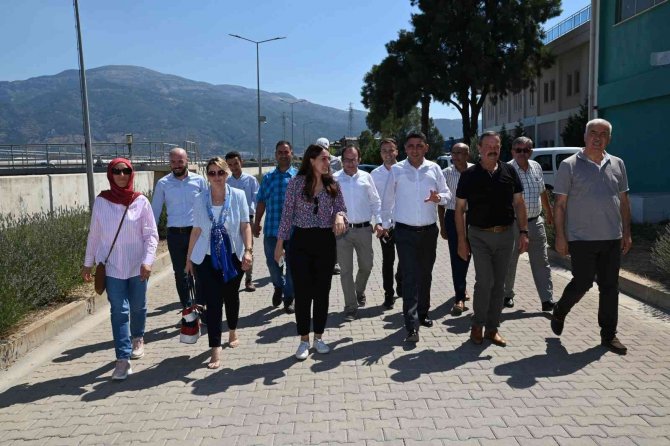 Komisyon Üyelerinden Manisa Merkez Atıksu Arıtma Tesislerine Tam Not