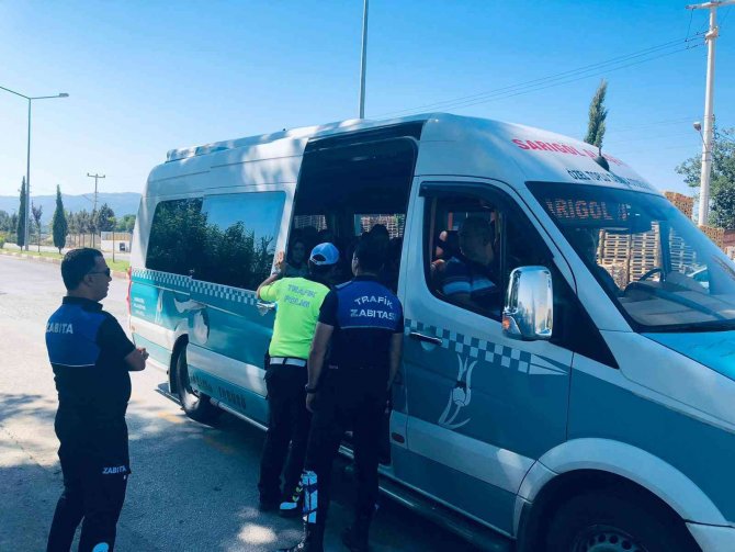 Manisa’da Toplu Ulaşım Araçları Ve Ticari Taksilere Sıkı Denetim