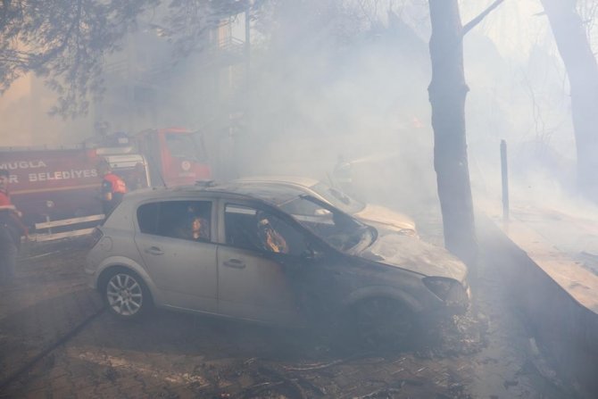 Marmaris Uygulama Oteli Alevlere Teslim Oldu