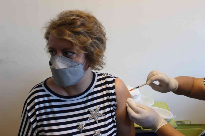 Hatırlatma Dozu Uygulaması Devam Ediyor