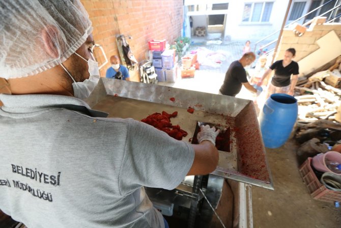 Selçuk’ta Salça Zamanı