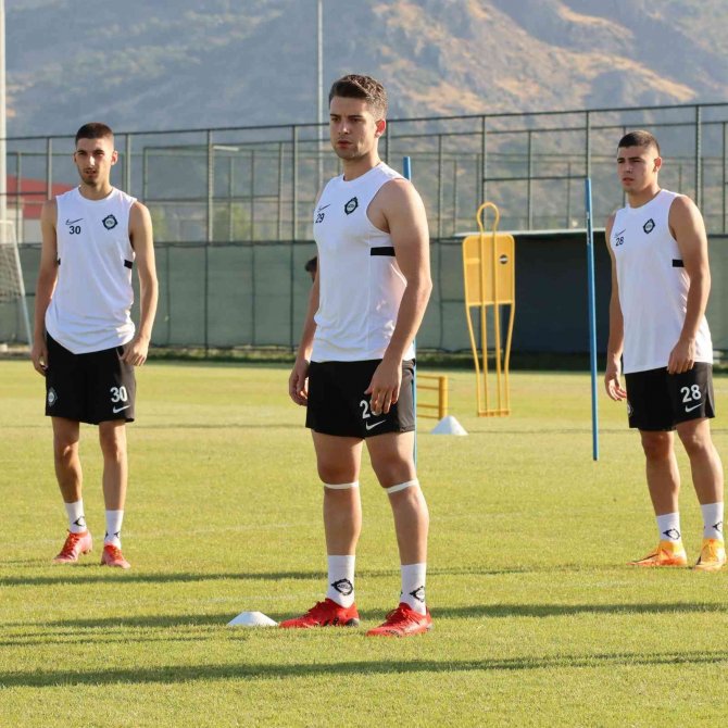 Altay, Antrenmanda Hücum Organizasyon Çalışması Yaptı