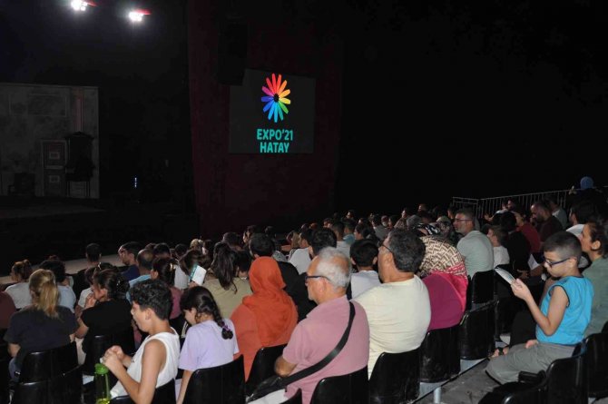’Çehov Vodvil’ Oyunu, Expo 2021 Hatay Tiyatro Festivali’nde Sahnelendi