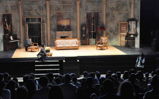 ’Çehov Vodvil’ Oyunu, Expo 2021 Hatay Tiyatro Festivali’nde Sahnelendi