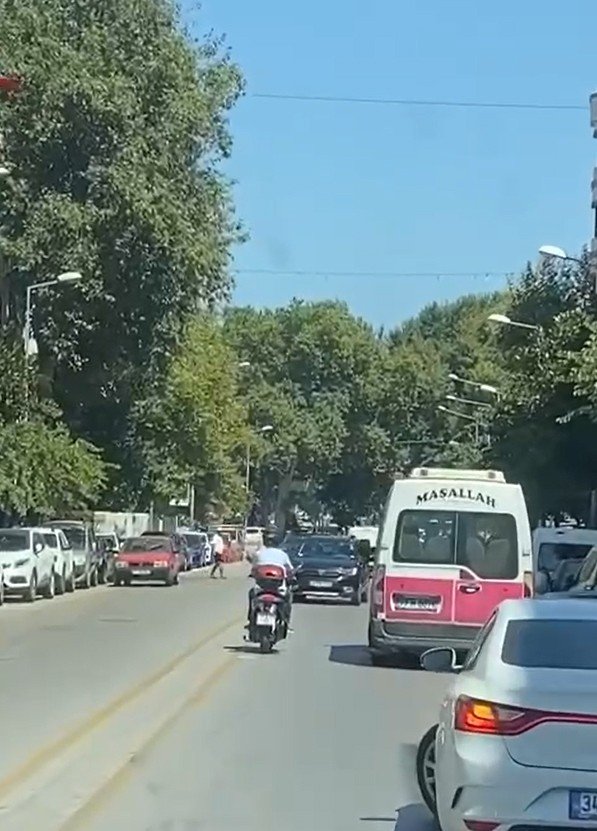 Trafikte Geri Geri Giden Sürücüye Ceza Yağdı