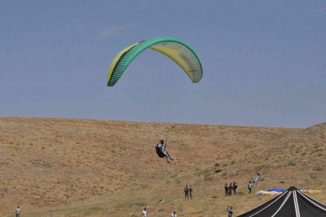 Teröristlerden Temizlenen Cudi Dağı’nda 42 Yıl Sonra Festival Coşkusu