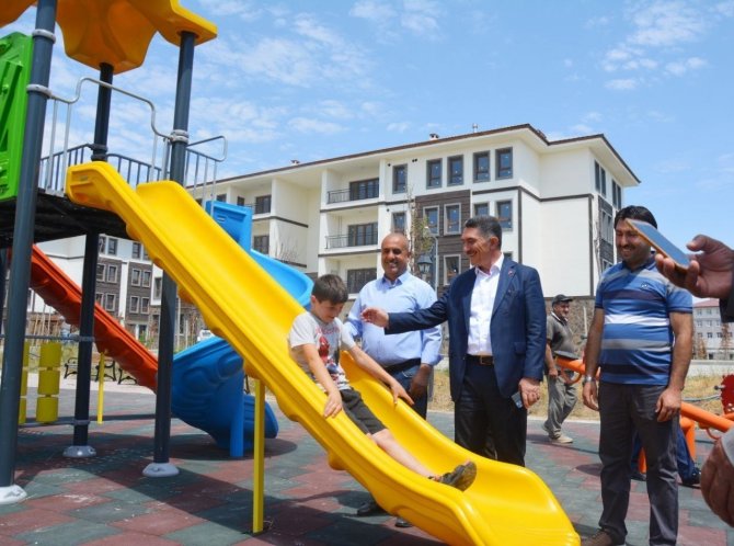 Milletvekili Çelebi: "300 Konutun Teslimine Ağustos Ayı İçinde Başlanacak"