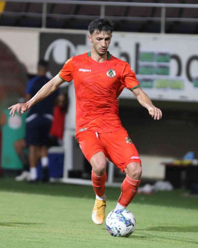 Alanyaspor Antrenman Maçı Yaptı