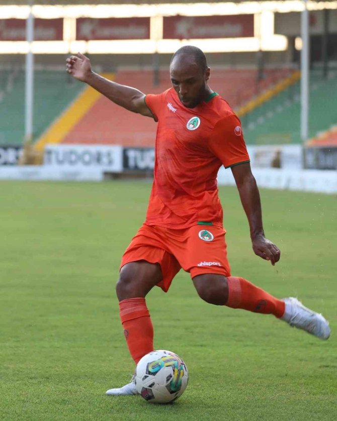 Alanyaspor Antrenman Maçı Yaptı