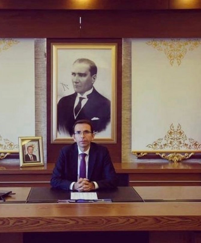 Kozluk Kaymakamı Güngör, Fetö’den Görevden Alındı