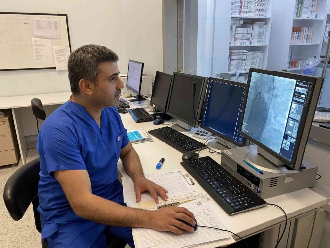 Uzmanından Uyarı: “Yoğun Stres Sonrası Kalp Krizi Vakalarını Çok Görebiliyoruz”