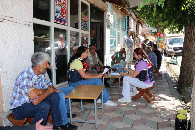 Bingöl’de Jandarma Ekiplerinin Bilgilendirme Çalışmaları Sürüyor