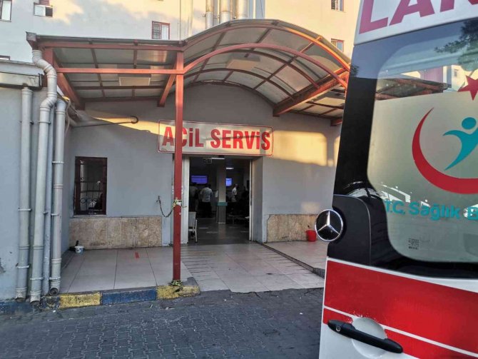 İ̇zmir’de Tabancayla Başından Vurulan Kadın Yaşam Savaşı Veriyor