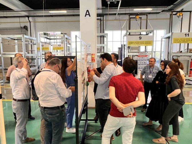 Bursa Model Fabrika, Firmaları Dijital Çağa Hazırlıyor