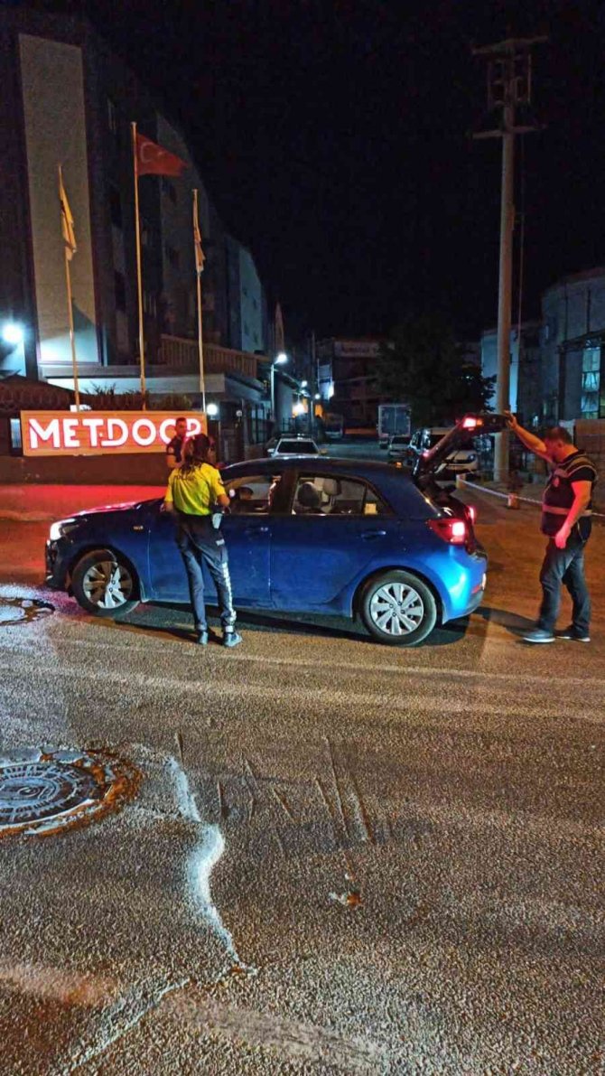 Bursa’da 140 Polisle ‘Huzur Operasyonu’