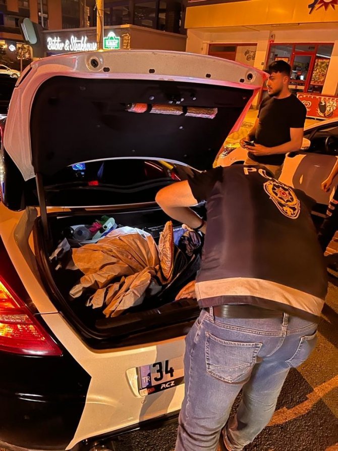 Bursa’da 140 Polisle ‘Huzur Operasyonu’