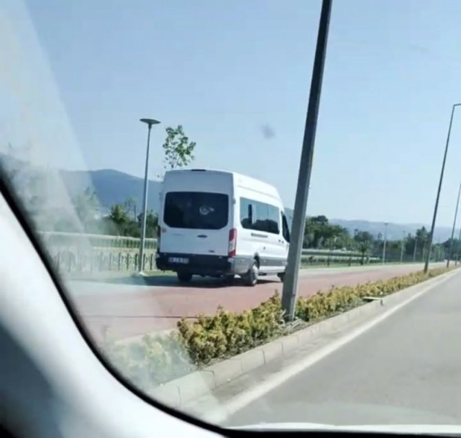 Bursa’da Atı Motosiklete Bağlayarak Götürdü
