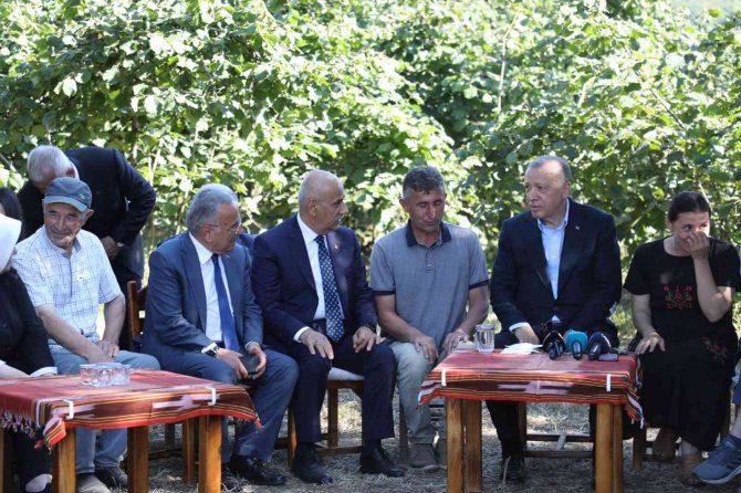 Cumhurbaşkanı Erdoğan Fındık Bahçesinde