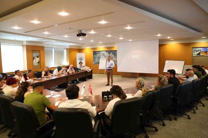 Deni̇b Kalite Kontrol Elemanı Açığını Giderecek Projeye Başladı