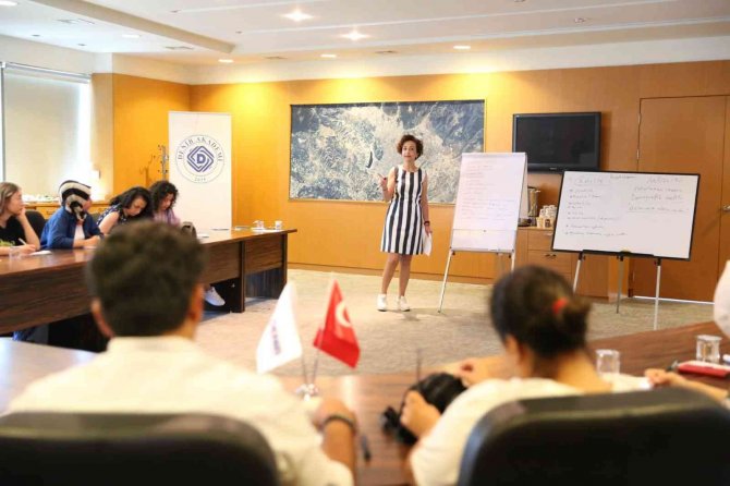 Deni̇b Kalite Kontrol Elemanı Açığını Giderecek Projeye Başladı